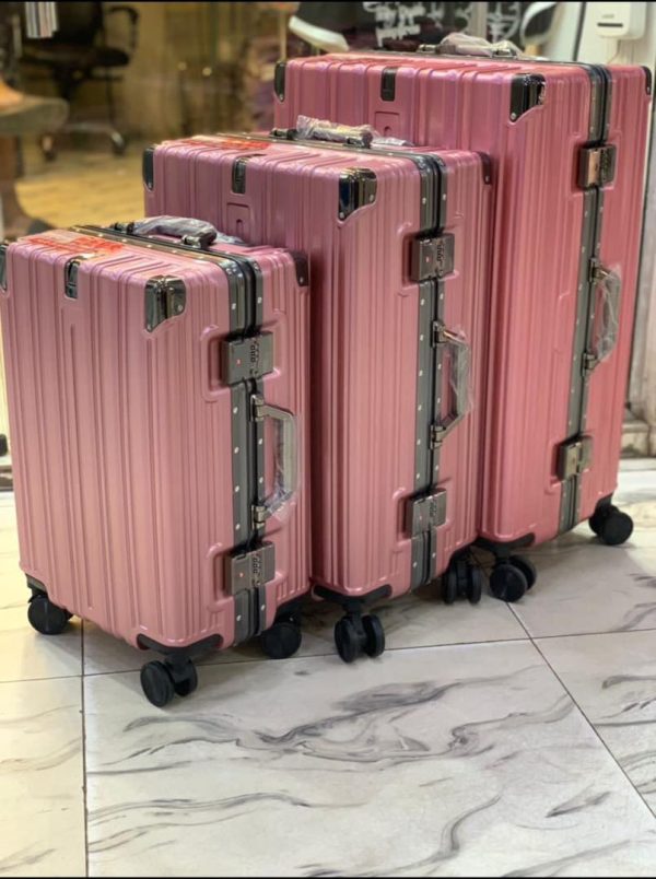 Luxurious travel boxes