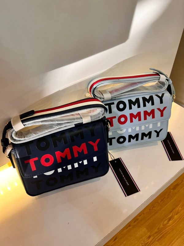 NEW SS25 TOMMY HILFIGER SHOULDER BAG